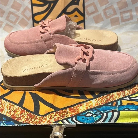 Vionic Georgie  Pink Suede Mules with Chain Detail - Size 7 - Picture 3 of 9